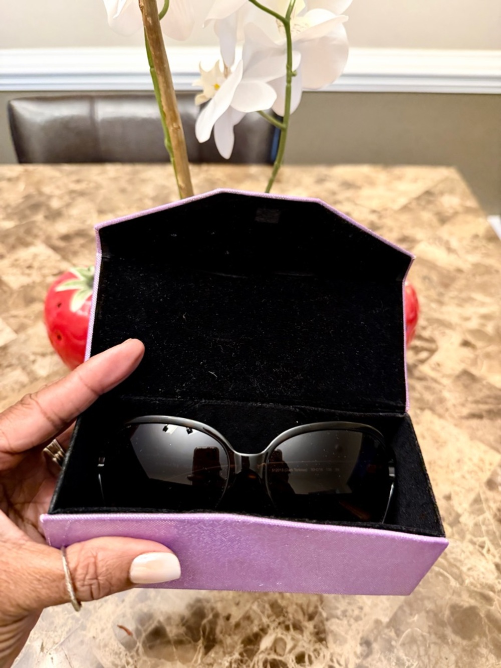 ⭐️⭐️Coach HC 8088 L927 Selma Sunglasses in Dark Tortoise. - Picture 8 of 9